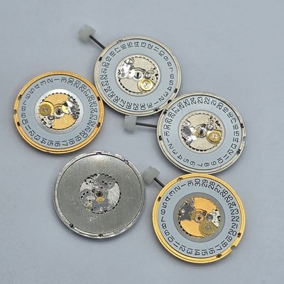 Various Watch Movement Lot Of 5 Quartz 7 Jewels Swiss Parts Or Repair #V8