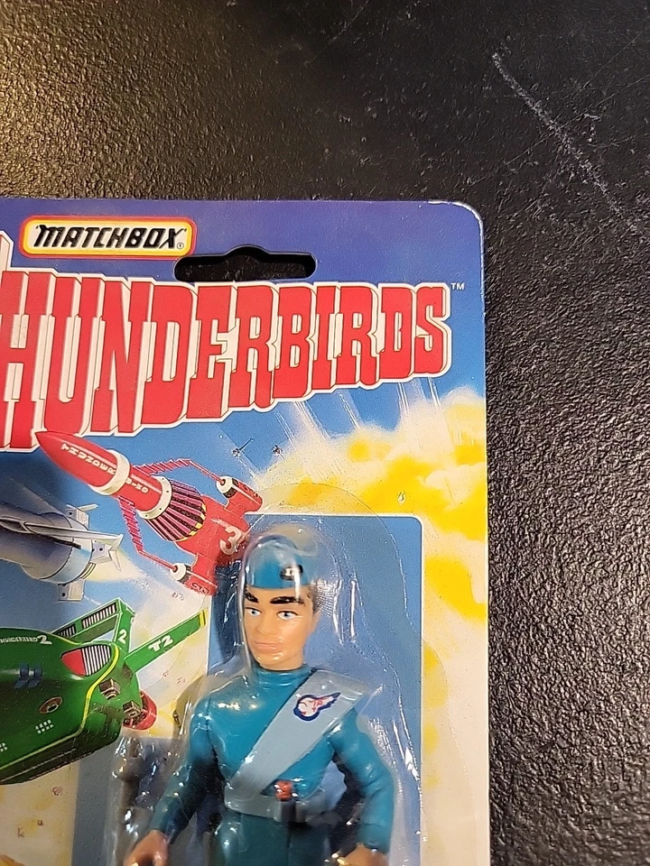 THUNDERBIRDS MATCHBOX 1994 SCOTT TRACY FIGURE WITH THUNDERBIRD-STUN CARDED NEW - Image 3 of 4