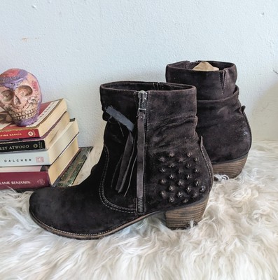 Kennel & Schmenger Brown Bullet Studded Suede Gunslinger Boots - Vintage 7