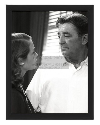 THERESA RUSSELL ROBERT MITCHUM IN ''THE LAST TYCOON'' 1976 8X10 FRAMED PHOTO