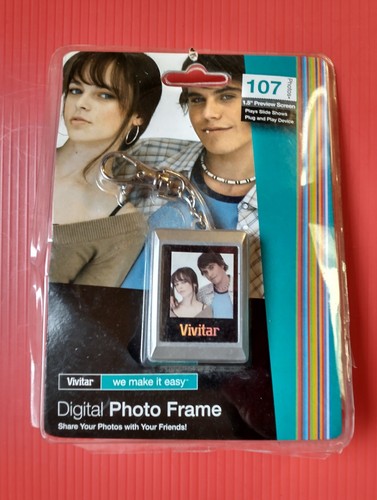 Vivitar Key Chain Digital Photo Frame Black 1.5" Screen Rechargeable-New Open Bx - Picture 1 of 2