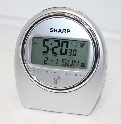 Sharp Atomic Digital Travel Alarm Clock Silver Automatic SPC364 night back light
