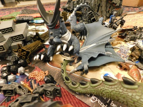 BIG Mega Bloks Lot DRAGONS Build Legend Warriors Action Figures Fortress Eggs ++ - Picture 12 of 12