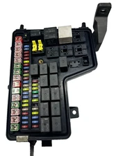 2002-2005 DODGE RAM 1500 UNDER HOOD FUSE BOX RELAY PANEL TIPM P56049011AF