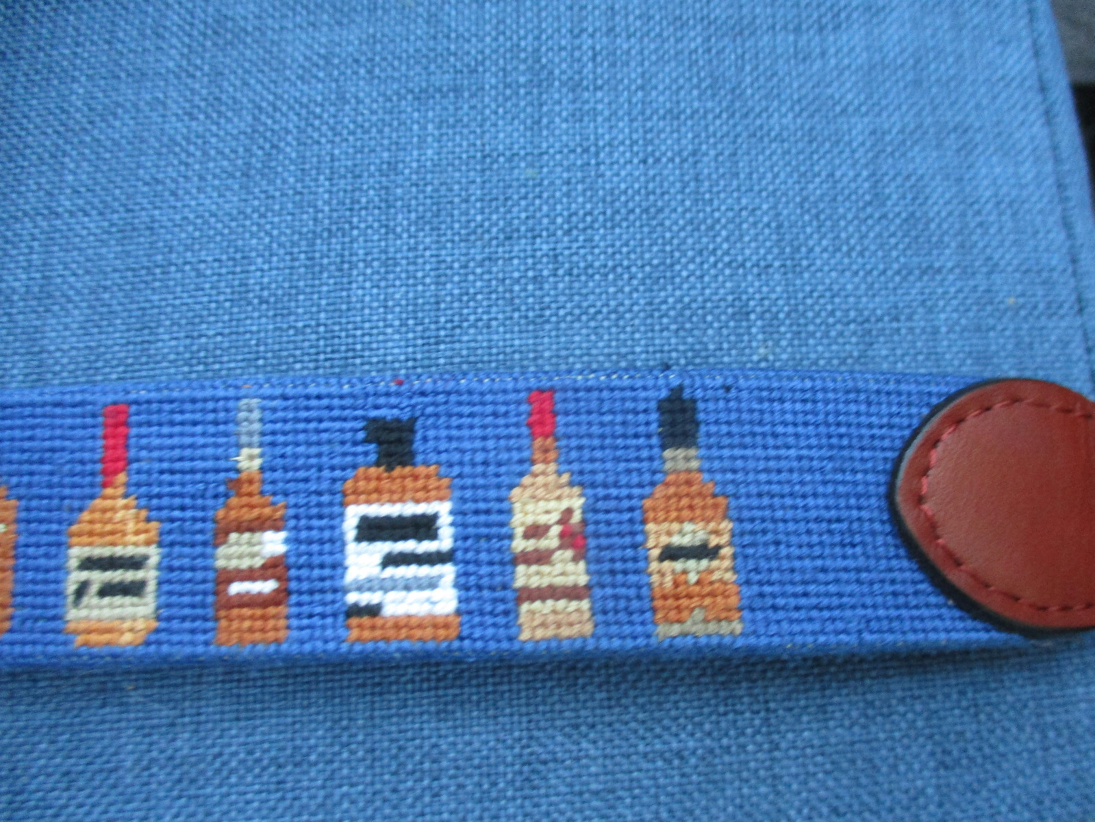 SMATHERS & BRANSON HANDSTITCHED NEEDLEPOINT BELT BOURBON BOTTLES