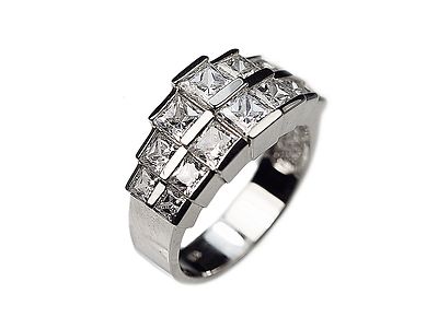 925 Sterling Silver Graduated Step Brilliant SQ Wedding Engagement Ring Size 7