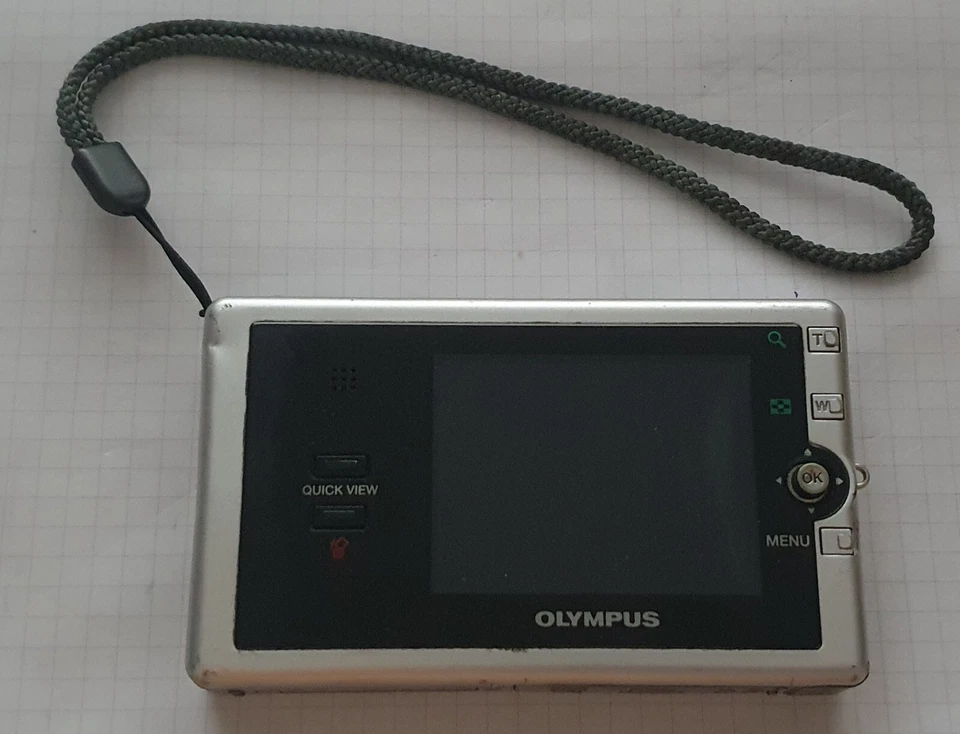 Olympus AZ-2 Zoom Digital Camera Olympus Kompaktkamera - Bild 3 von 4