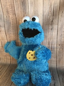 Playskool Friends Sesame Street Feed Me 14