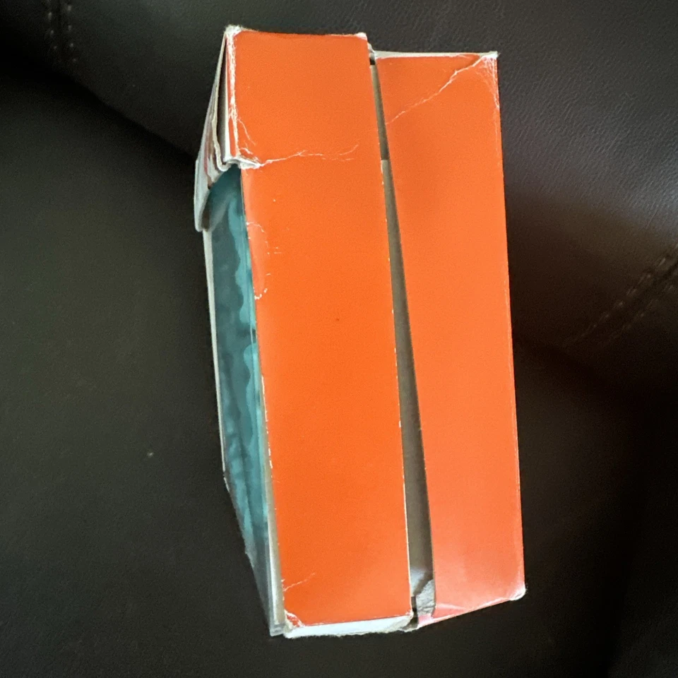 “ENVOLTURA” por Famous Baby Product Mfr BOON. Cubierta de cuenco de silicona con ventosa Foto 4 de 4