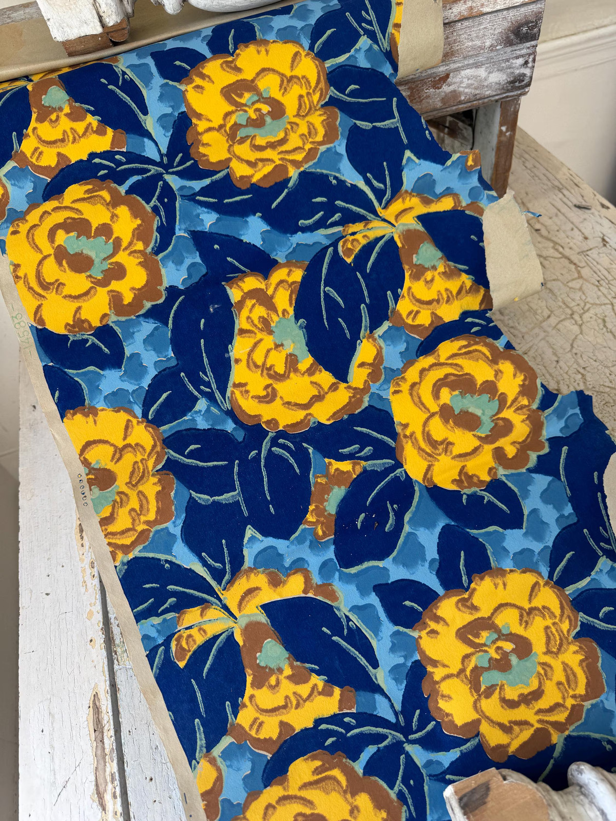 2 yds Vintage French Wallpaper Roll Yellow Blue Roses Bold 1930s Graphic Floral