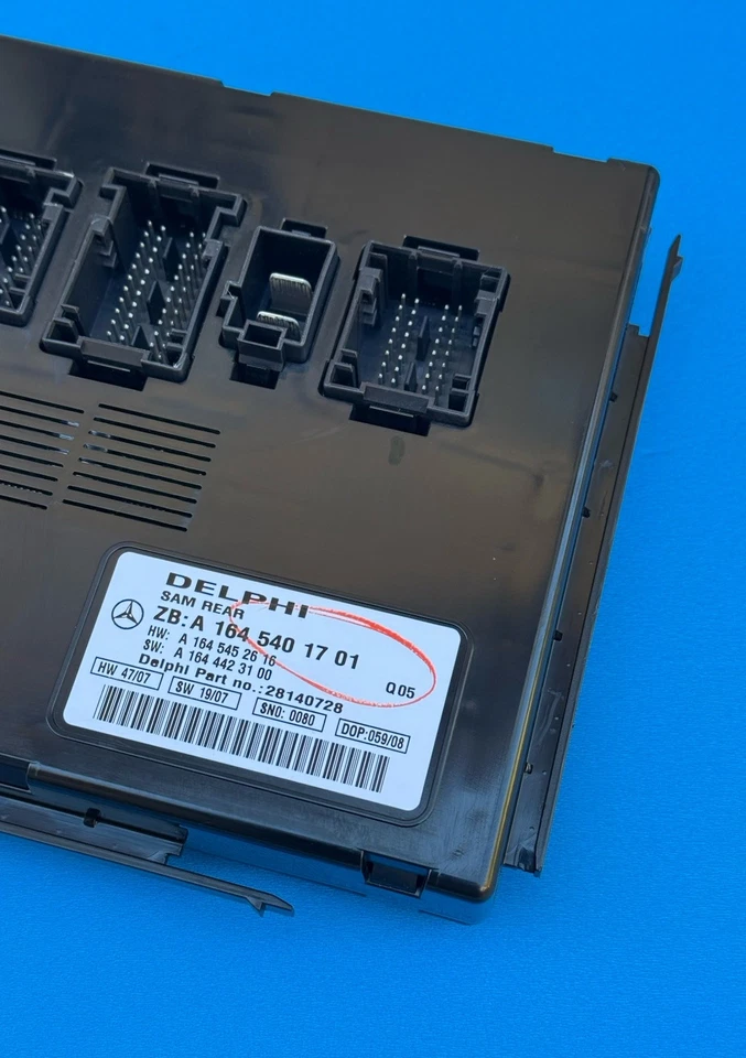 06-13 Mercedes W164 ML550 ML350 AMG Rear SAM Module Control Unit A1645401701 OEM - Image 2 of 4