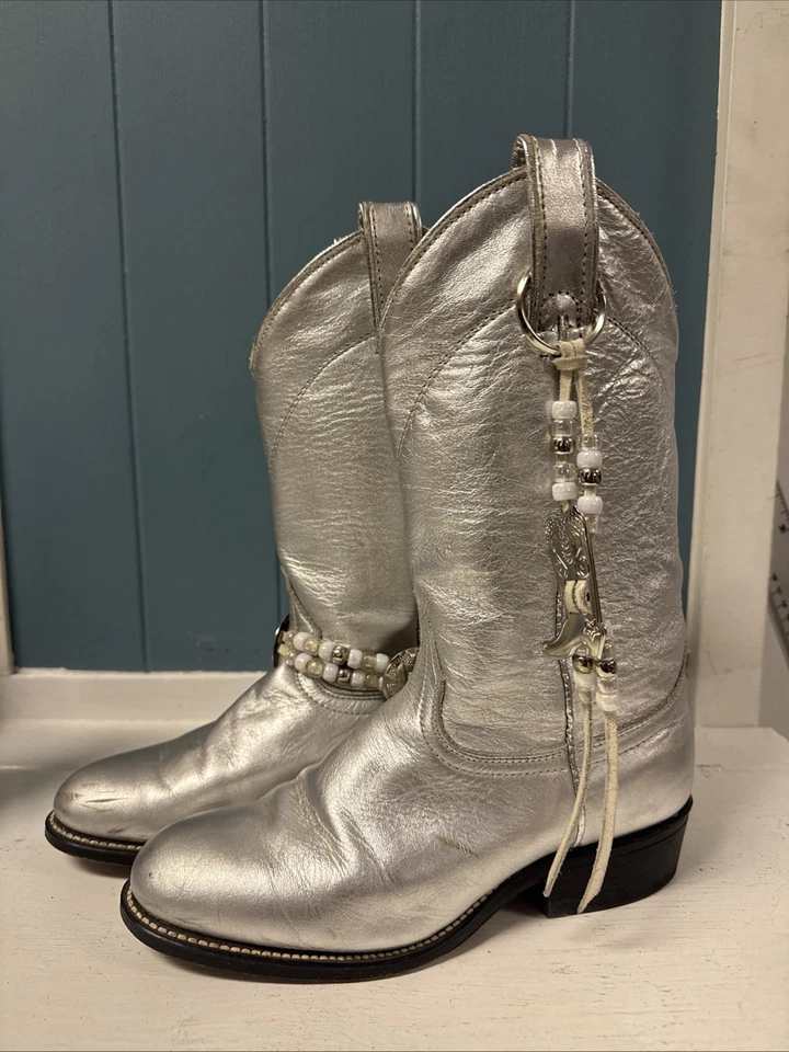 Vtg Wrangler Boots Silver Country Western W/ Beads 90s Women’s Size 6 M USA Made - Image 2 of 4