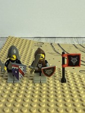 Lego Vintage Castle 2 Mini Figures Knights Helmets With Accessories