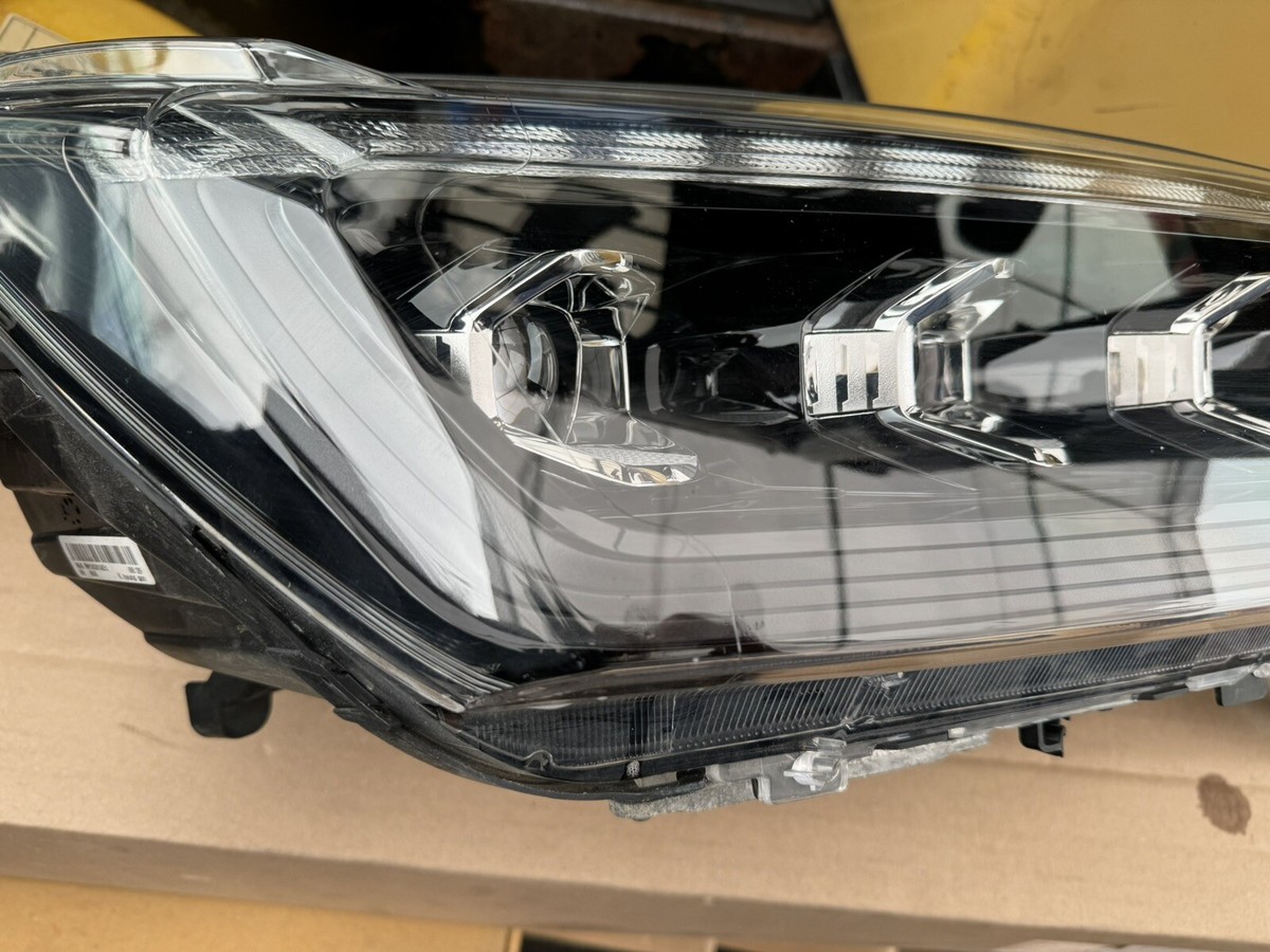 Ssangyong Rexton RIGHT Headlight 2021 - ON Genuine 8310636300 | eBay