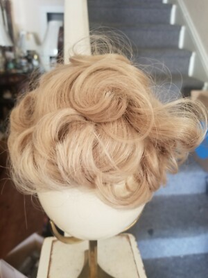 SIZE 13 BLONDE SYNTHETIC HAIR WIG FOR DOLLS SHORT CURLS