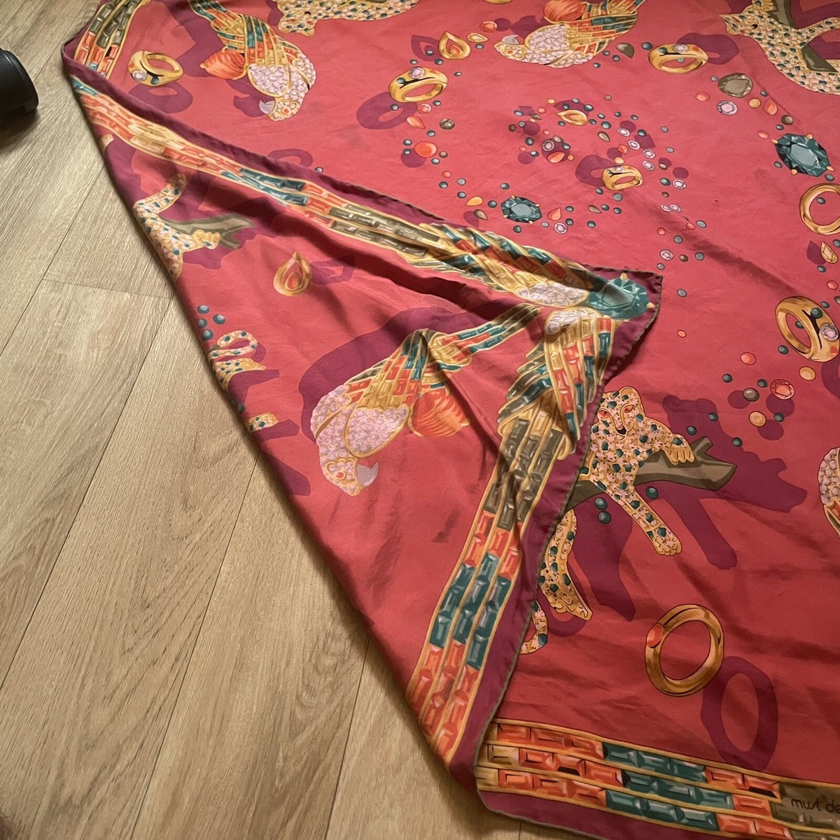 MUST DE CARTIER scarf Silk TWill Jungle Leopard Handroll