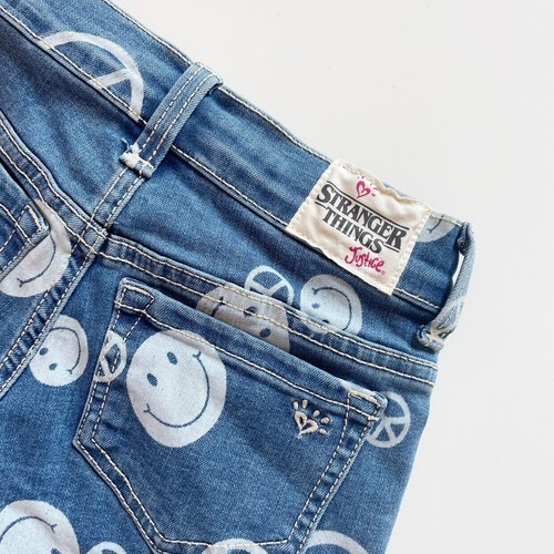 • Justice X Stranger Things Peace Sign Jeans • - Picture 6 of 8
