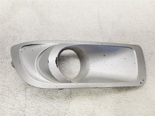 2010 - 2012 Subaru Outback Front Left Bumper Fog Light Lamp Cover - Bild 1 von 5