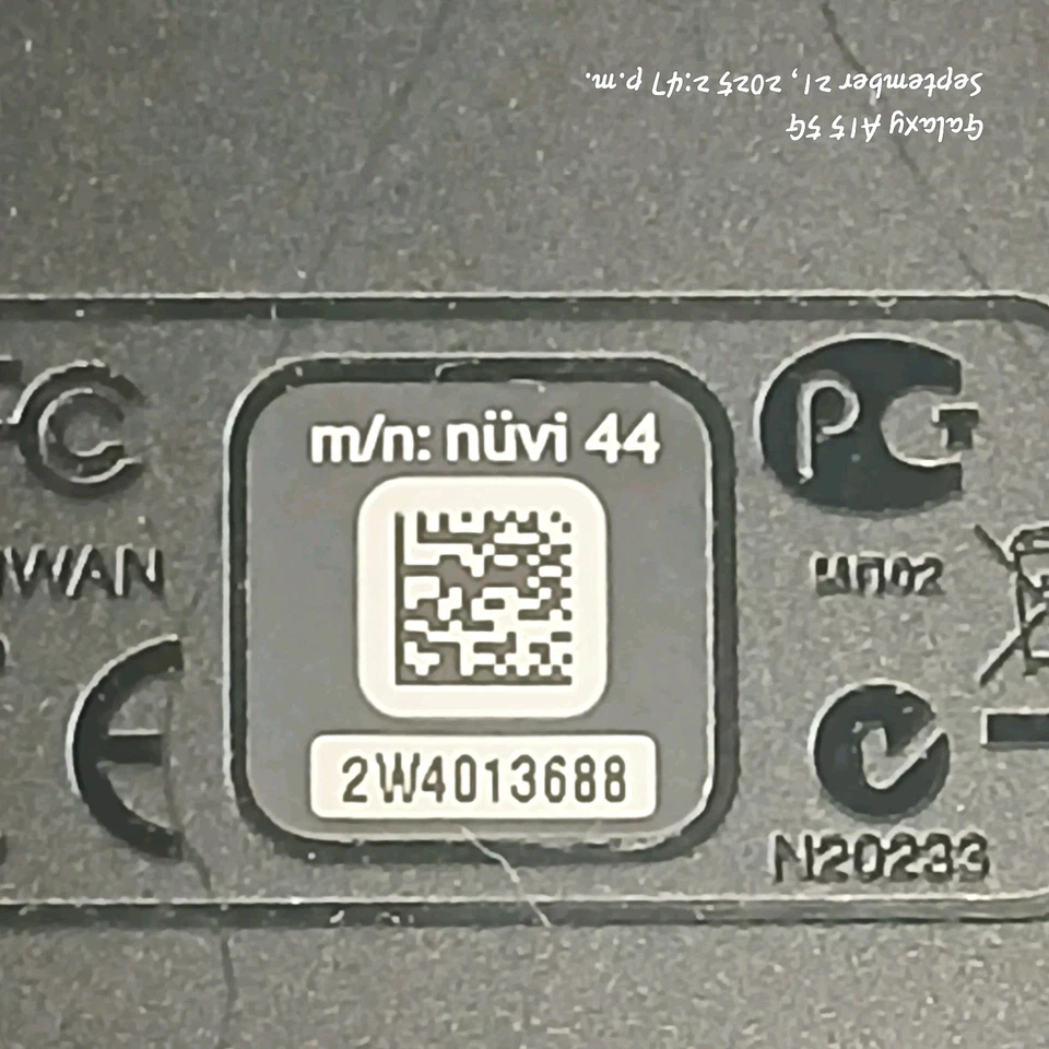 Garmin NUVI 44LM Portable GPS Navigator with 4.3” Screen (Repair Port) details - Image 4 of 4