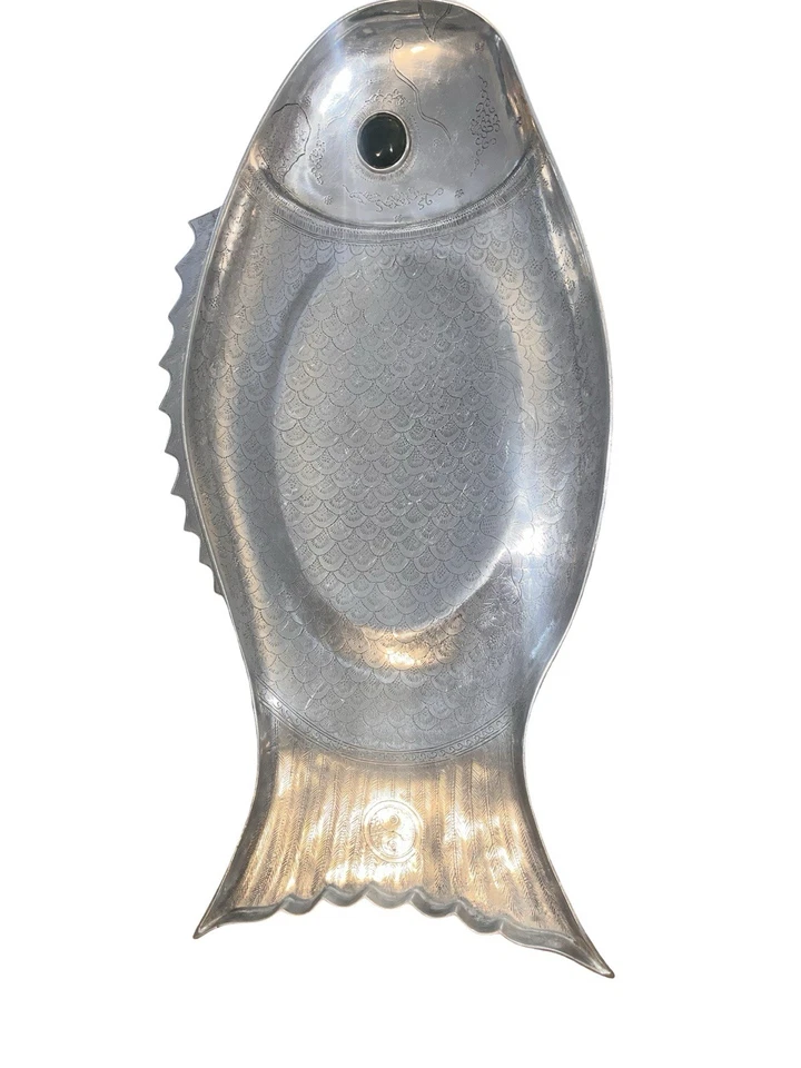 Arthur Court 1975 Fish Serving Platter 25” Cast Aluminum Green Agate Eye VTG - Image 1 of 4