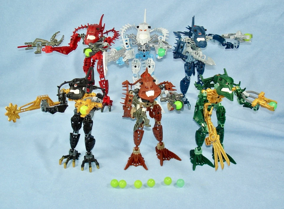 All 6 Lego Bionicle PIRAKA (8900-8905) with Light-Up Eyes + Canisters + Manuals - Image 3 of 4