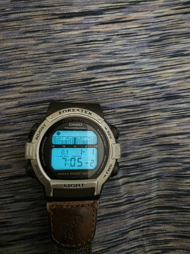 Orologio Digitale Casio Forester Fish In Time FW-200 BATTERIA NUOVA Funzionante Usato - Foto 3 di 7