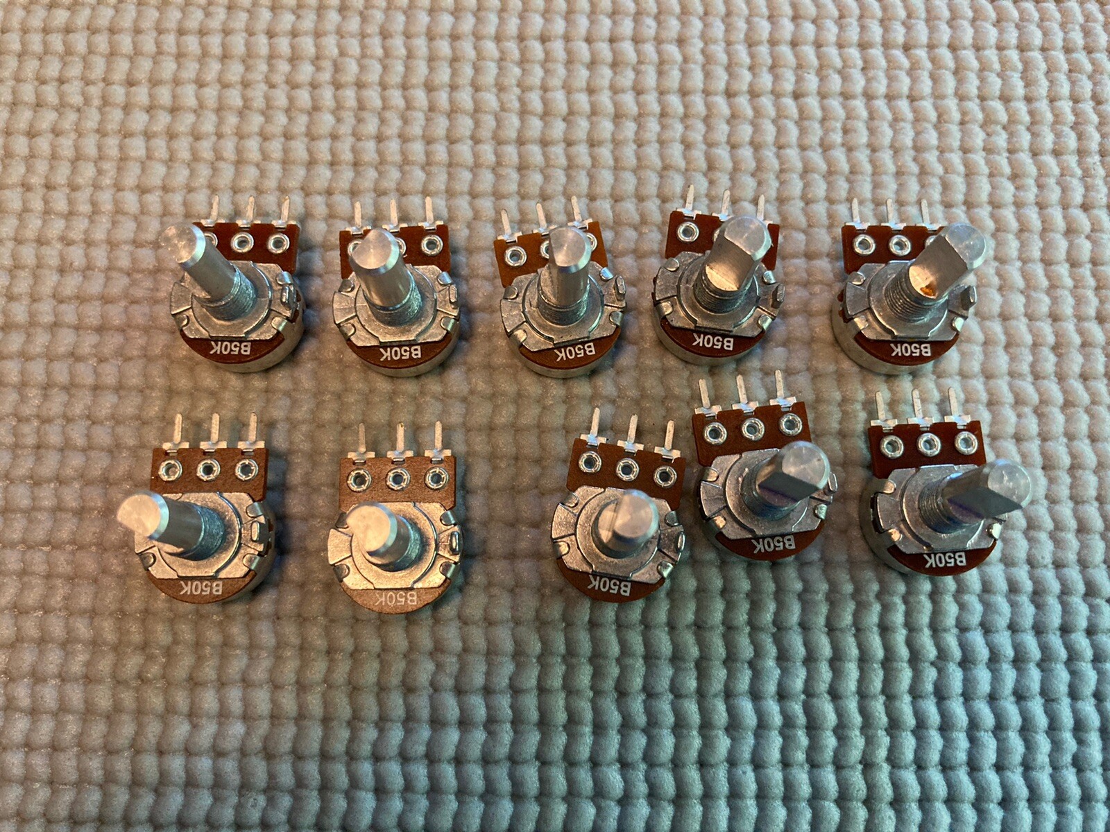 10pcs 50K ohm Linear Taper Rotary Potentiometer B50K 20mm