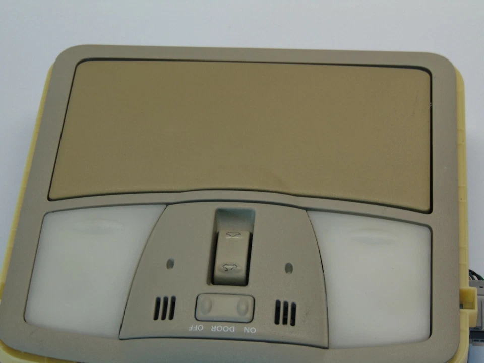 07-13 INFINITI G25 G35 G37 Q40 LÂMPADA DE LUZ DE MAPA DE TETO INTERIOR CONSOLE OEM J2 - Imagem 3 de 4