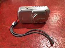 Tested and Working Olympus Camedia C- 395 3.2MP Compact Digital Camera Silver