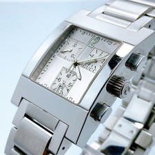 Gucci 7700 Chronograph Square Wristwatch Men’s 38mm Used