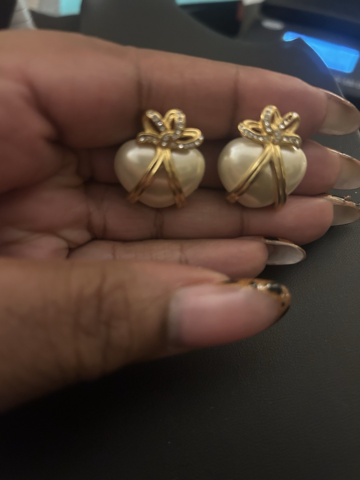 Vintage Signed Joan Rivers Faux Pearl Ribbon Earrings