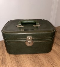 Vintage 1960s Vanity Case Racing Green & Red | Mid-Century Makeup Train Bag
