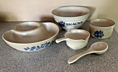 Pfaltzgraff Folk Art Snack & Dip Bowls, Chip & Dip, Salsa Server, Sauce Pourer