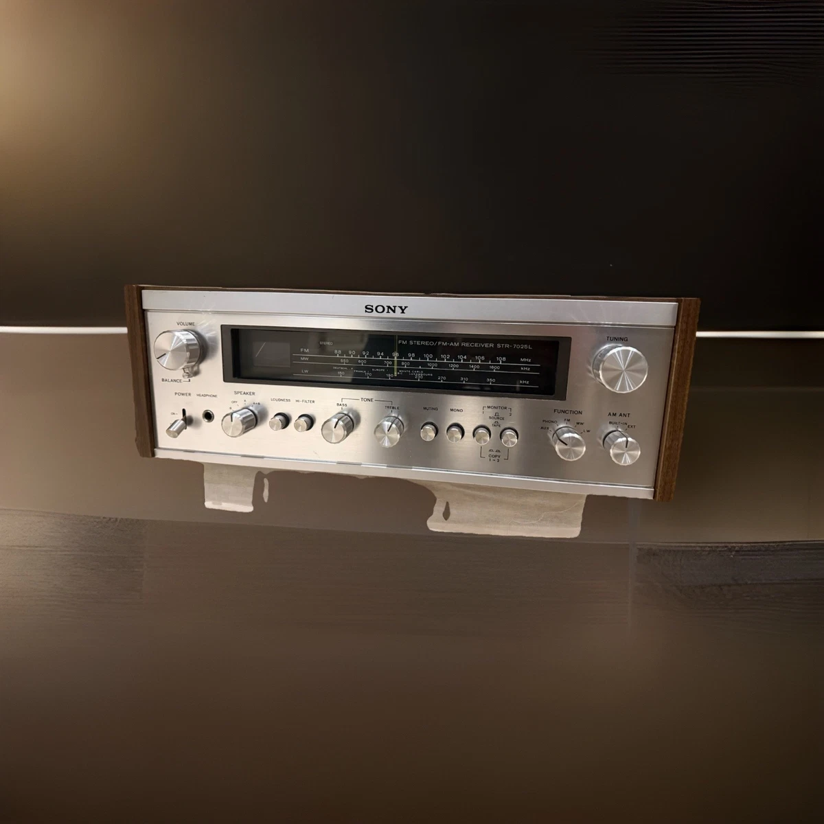 Ampli-tuner Vintage CONTINENTAL EDITION AT 9726 - À Restaurer / Pour Pièces