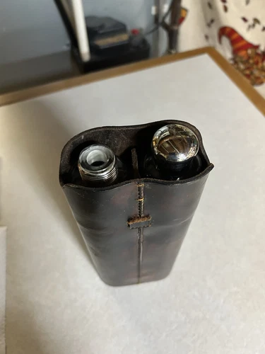 Antique Double Barrel Leather Flask ,Crystal Inserts/Silver Caps Extremely Rare - Picture 3 of 20