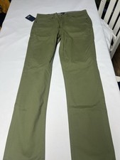 gap 5 pocket pant Men  s 32/32 NWT