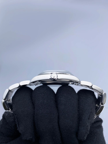 Rolex Datejust 16200 Blue Dial Mens Watch - Picture 4 of 8