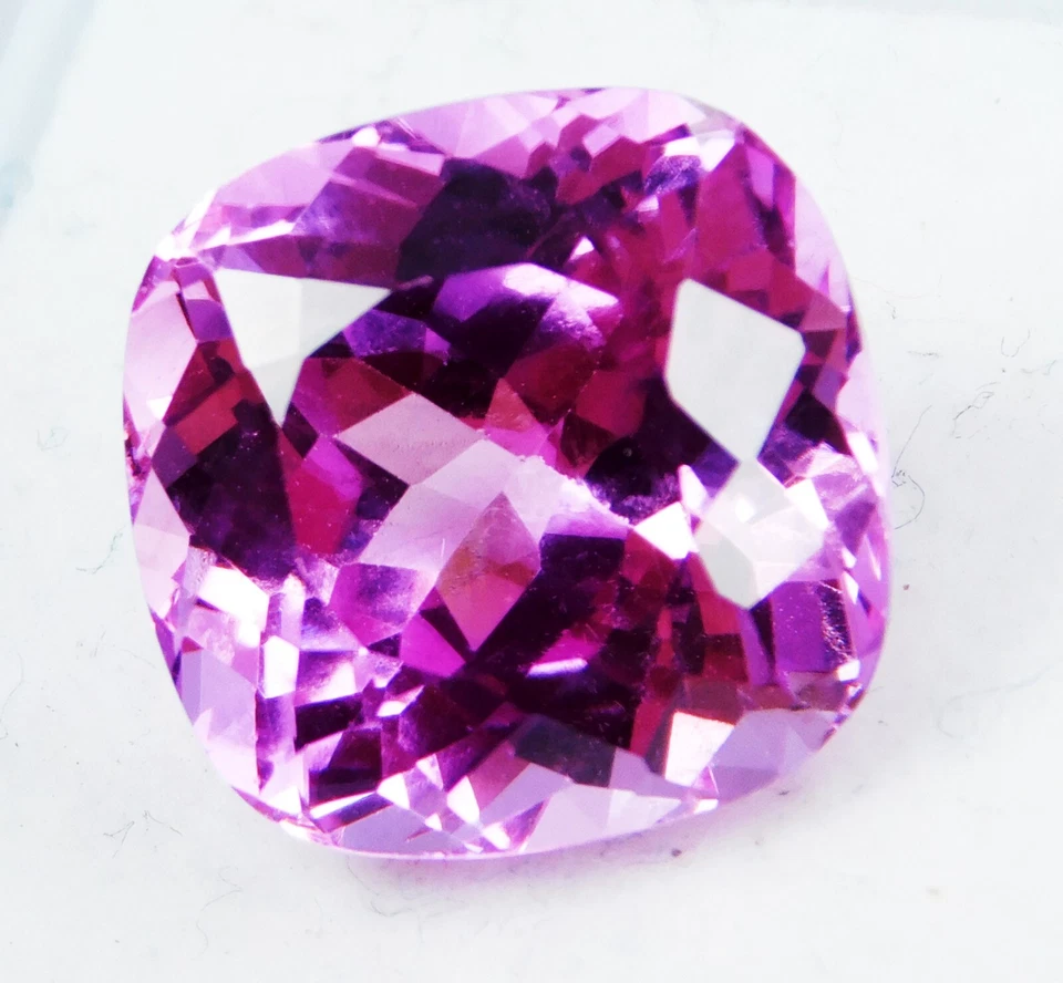 Preciosa piedra preciosa suelta de corte radiante rosa natural de kuncita certificada de 10,60 quilates Foto 2 de 4