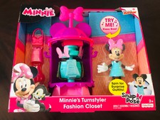 minnie mouse turnstyler fashion closet