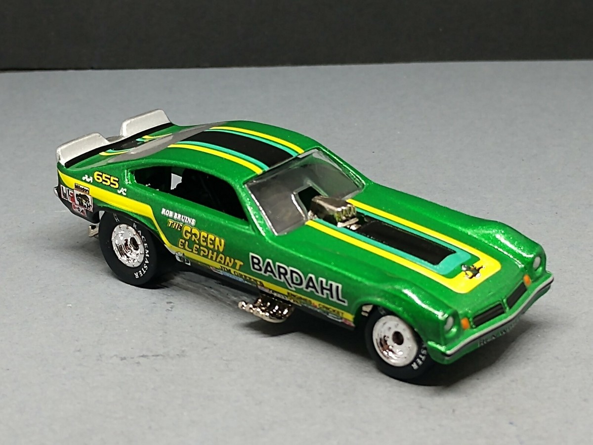 LIMITED EDITION NHRA '77 JIM GREEN ELEPHANT FUNNY CAR 1/64 SCALE