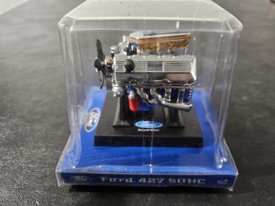 FORD 427 S0HC ENGINE BY LIBERTY CLASSICS. 1/18TH SCALE MODEL ENGINE # 95002 NEW. - Image 3 of 4
