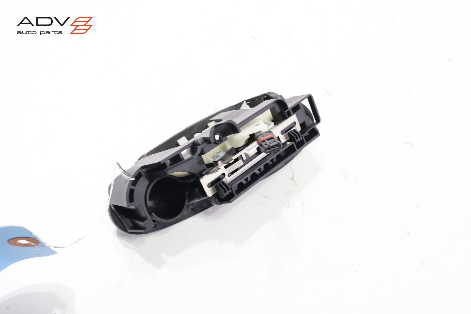 2014 - 2020 BMW i8 I12 COUPE RIGHT PASSENGER SIDE DOOR OUTER HANDLE BASE OEM