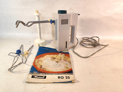 DDR RG 25 Handrührgerät Mixgerät AKA Electrik Küchenmaschine Mixer Rührgerät