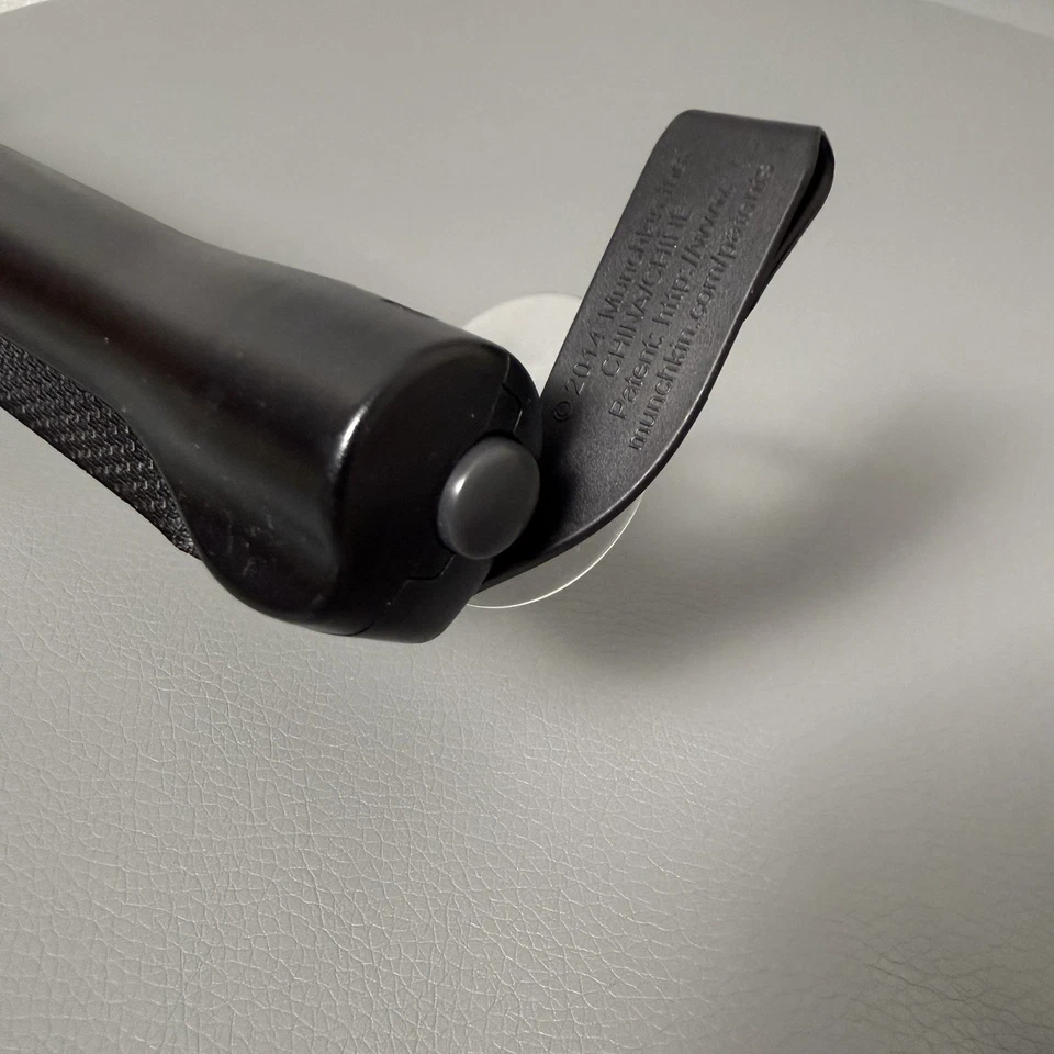 Car Window Roller Shade Sun Safety Suction Hot Heat Alert by MUNCHKIN Brica - Image 4 of 4