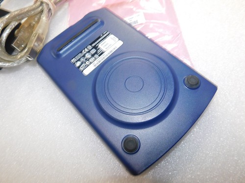 Iomega Zip 750 750MB USB Drive Z750USB 30846400 W/Cables Perfect Condition - Afbeelding 2 van 4