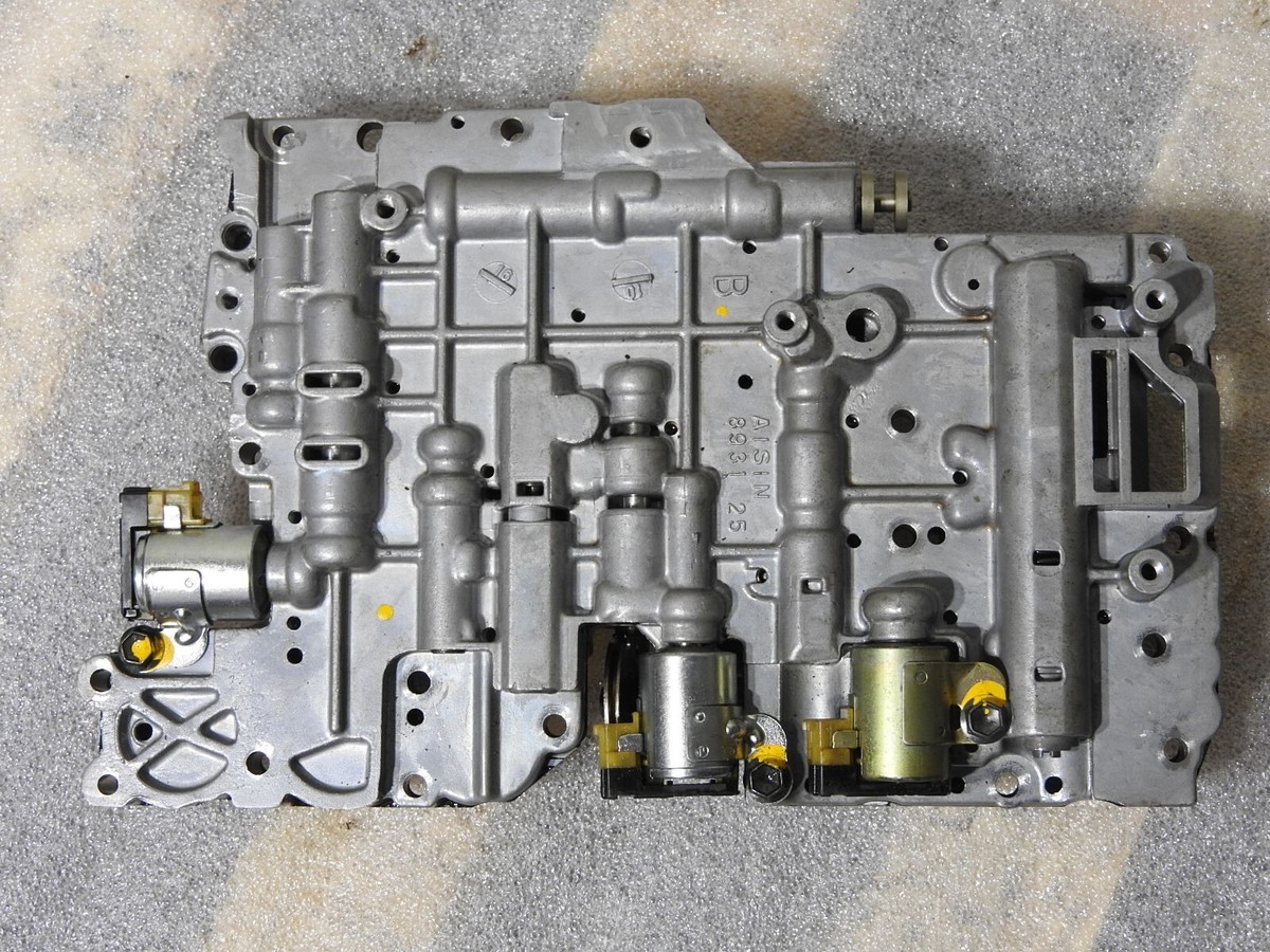 ISUZU TOYOTA LEXUS AISIN 3 Gang Automatikgetriebe Ventilkörper 30