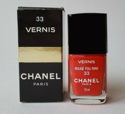 CHANEL Vernis Nail Polish 33 ROUGE FOU RIRE