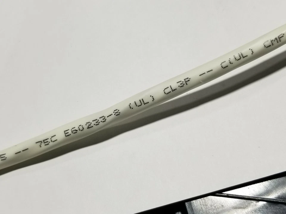 Cable de control/comunicaciones blindado Carol C3065 18/6C Plenum CL3P blanco/50 pies Foto 3 de 4