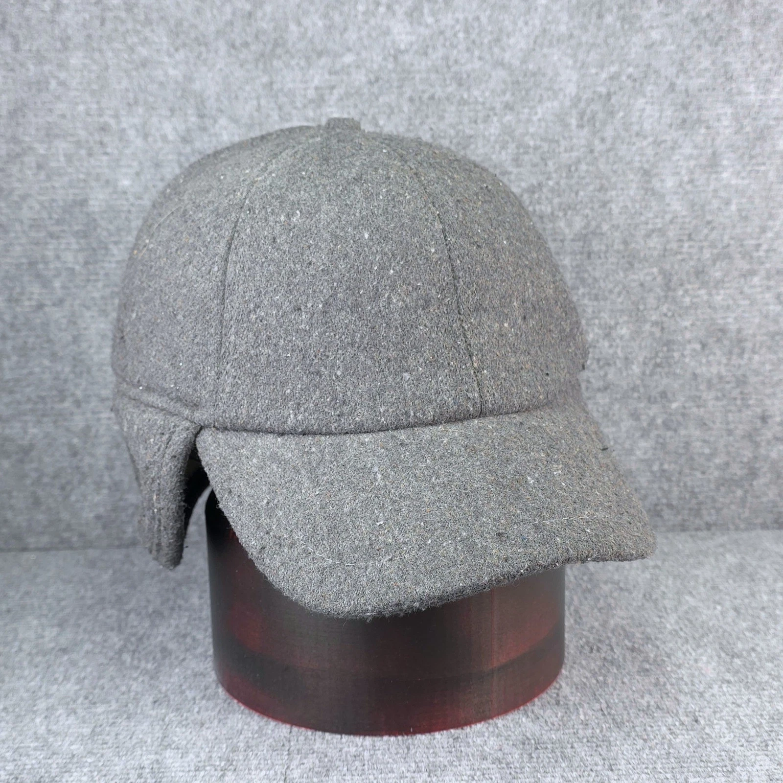 Eddie Bauer Hat Cap Mens Fitted Grey L/XL Wool Blend Fleece Lined Ear Flaps