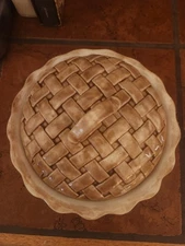 Vintage Pie Keeper Ceramic Lattice Cover with Pie Plate  9 inch Diameter